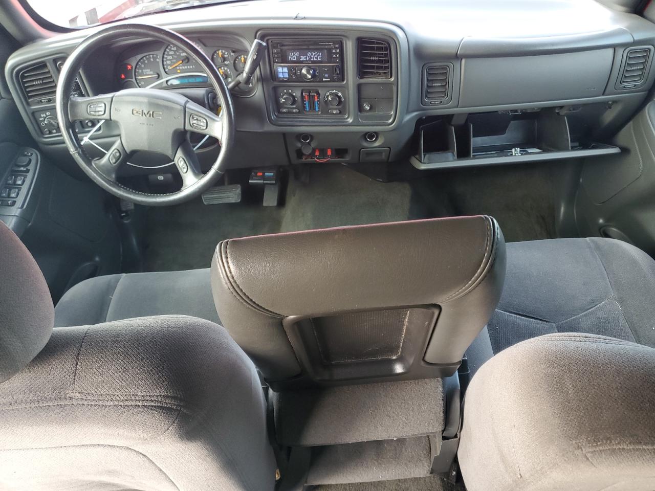 2006 GMC Sierra - Image 8