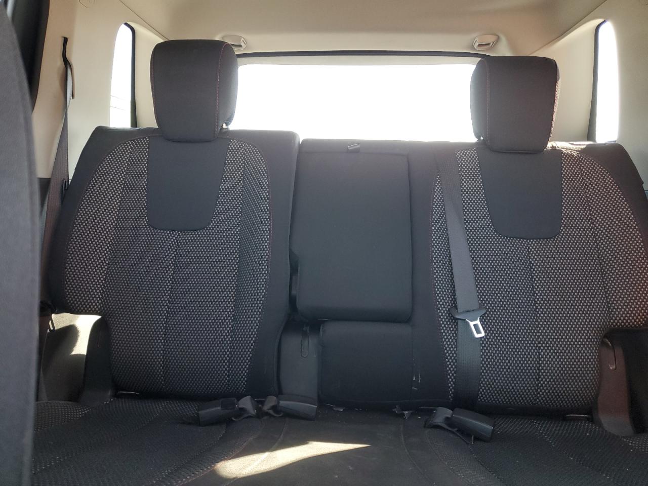 2016 GMC Terrain - Image 10