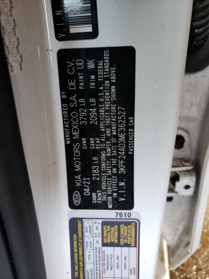 2021 Kia Forte - Image 12