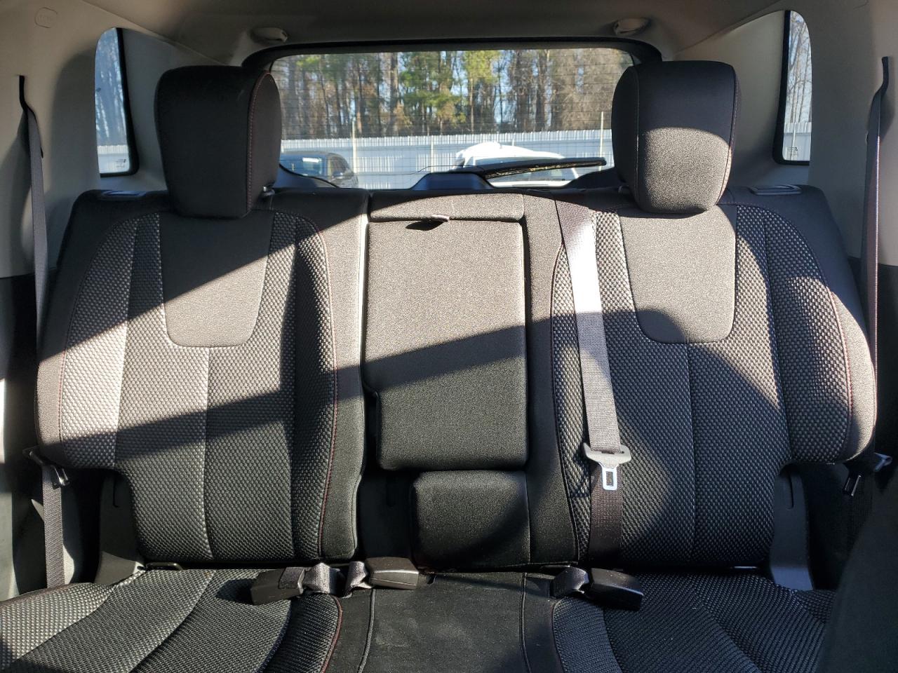 2017 GMC Terrain - Image 10