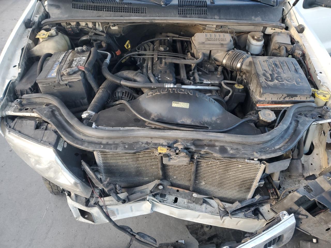 2001 Jeep Grand Cherokee - Image 12
