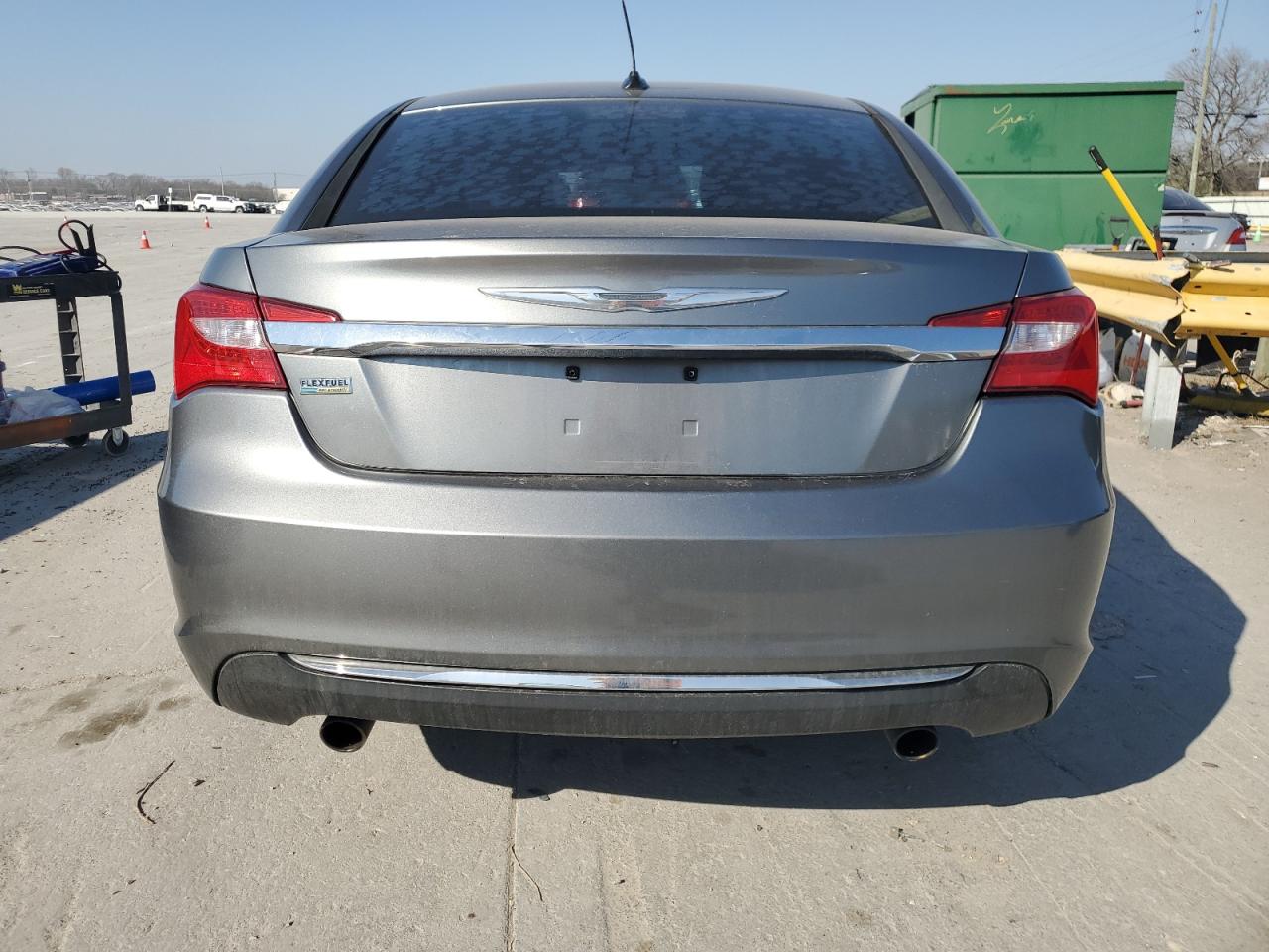 2013 Chrysler 200 - Image 6