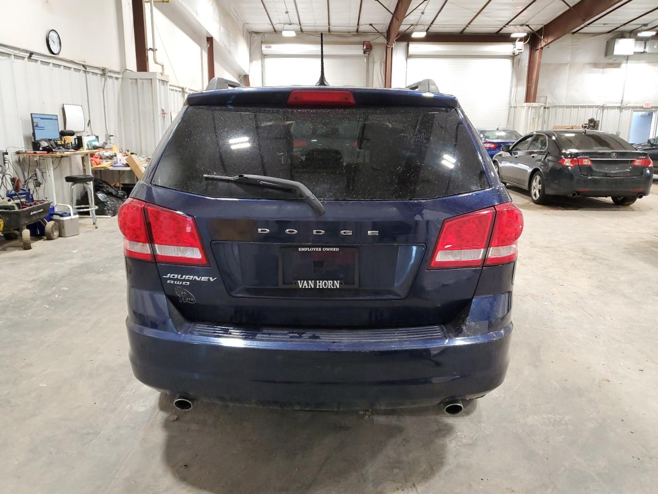 2017 Dodge Journey - Image 6