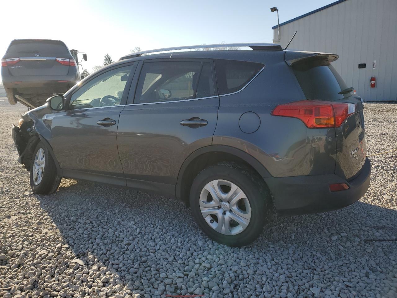 2015 Toyota RAV 4 - Image 2
