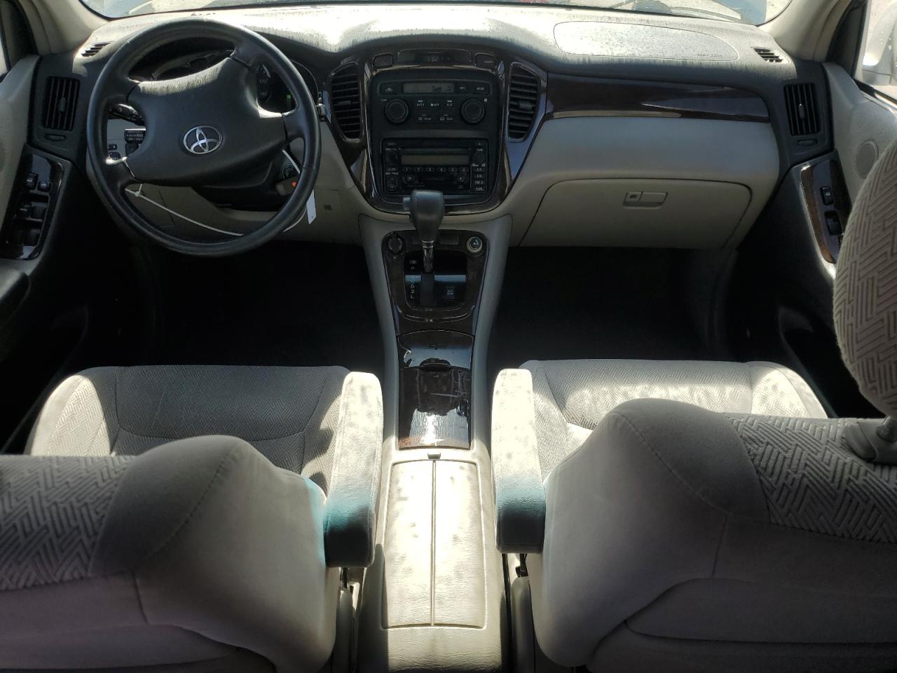 2002 Toyota Highlander - Image 8