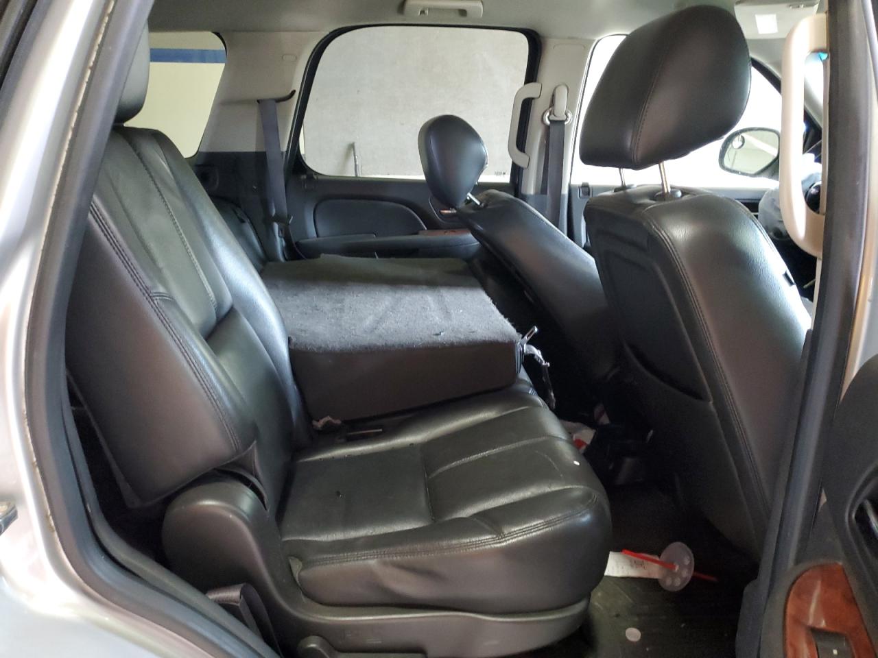 2012 GMC Yukon - Image 12