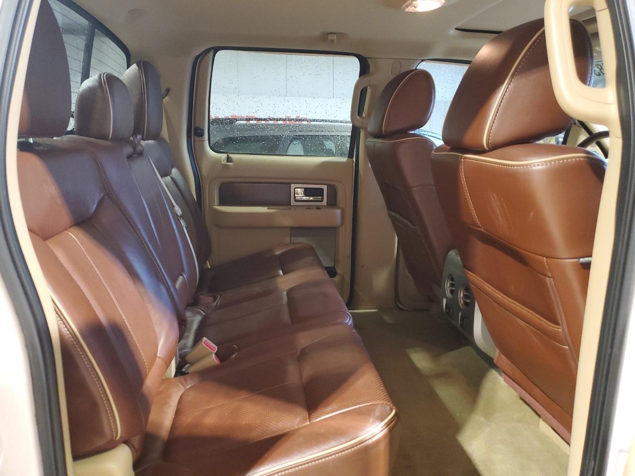 2011 Ford F-150 - Image 11