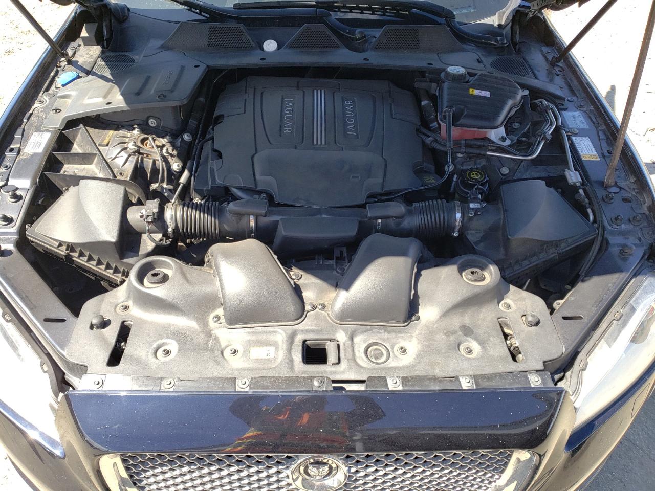 2012 Jaguar XJ - Image 12