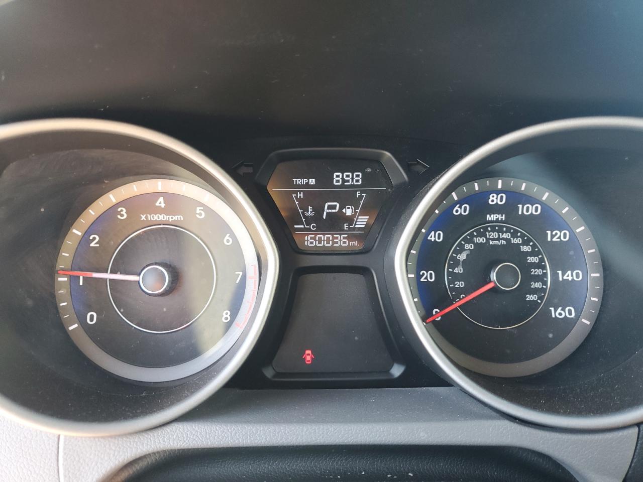 2014 Hyundai Elantra - Image 9