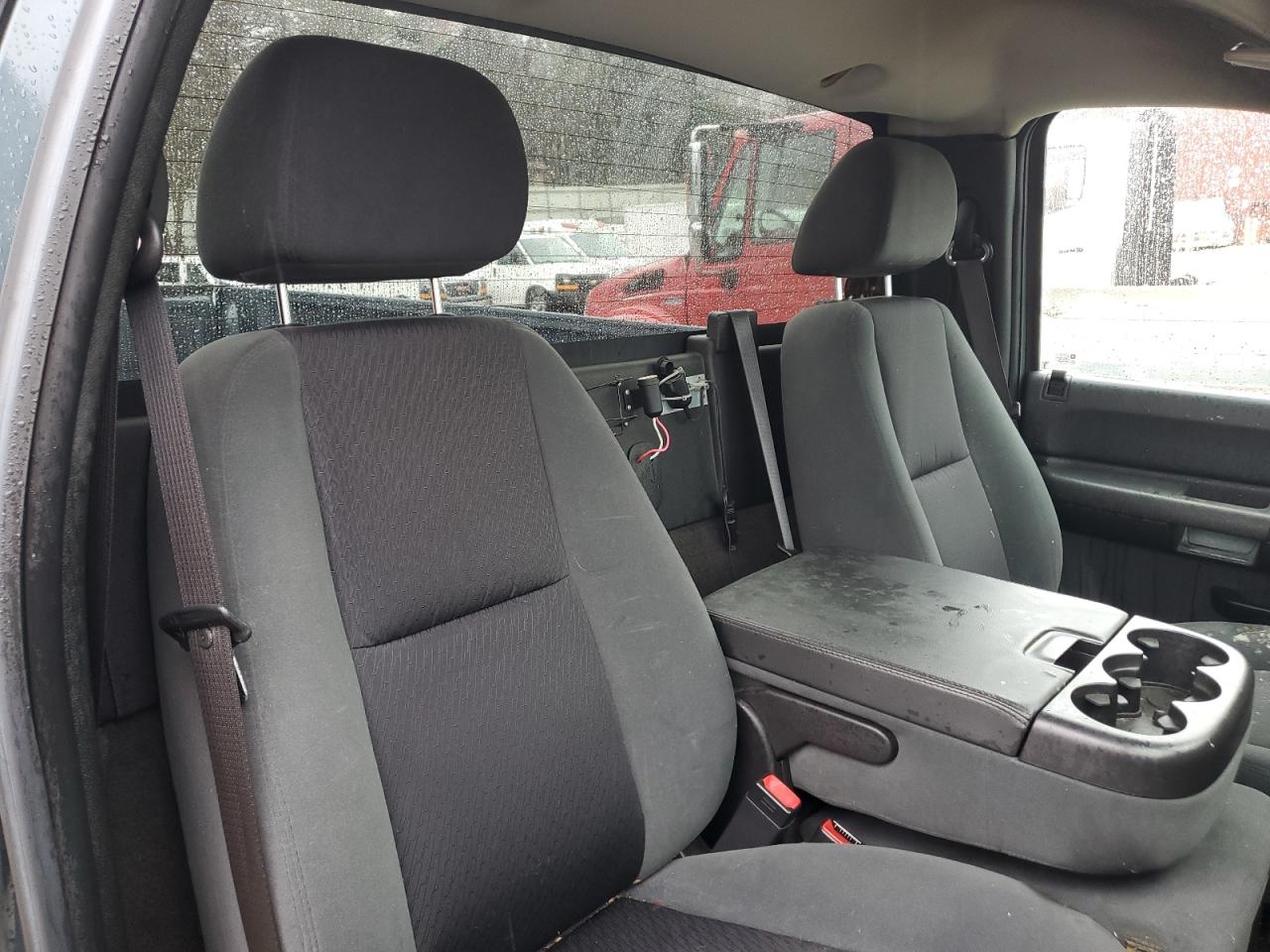 2009 Chevrolet Silverado - Image 10