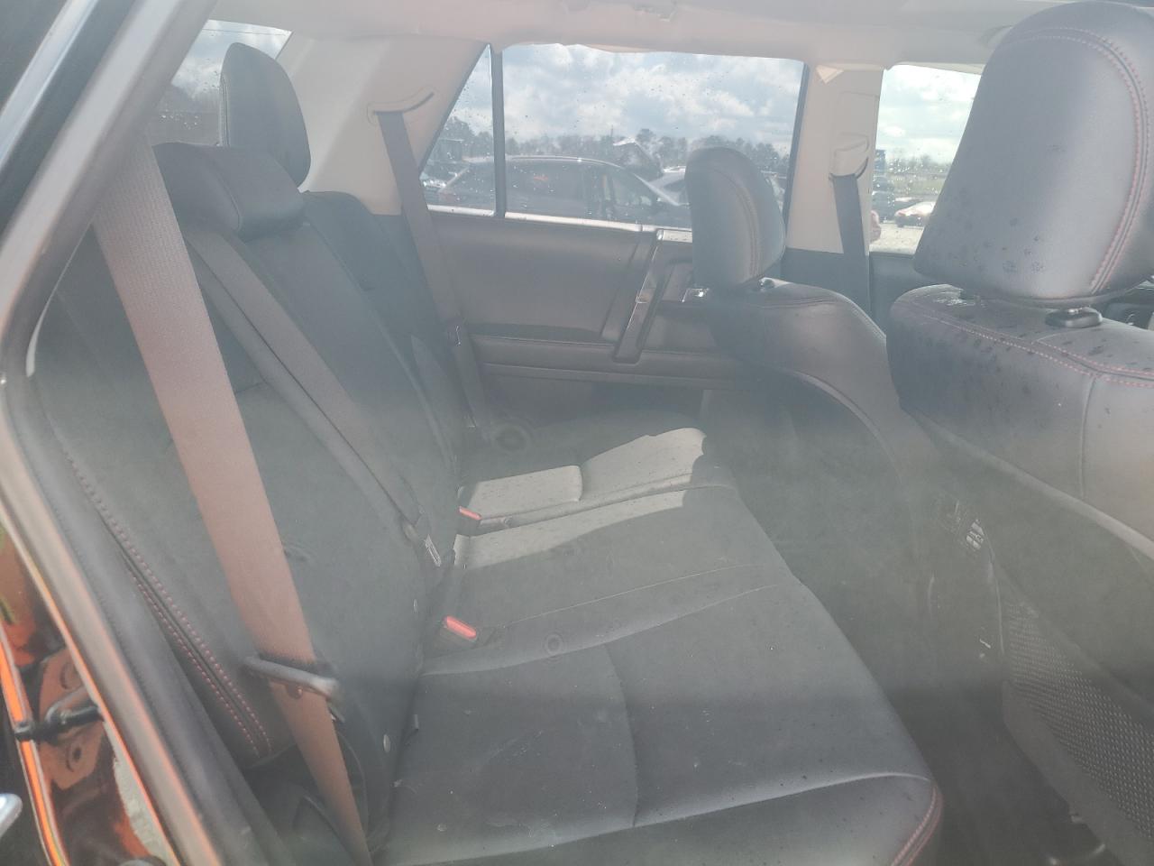 2017 Toyota 4Runner - Image 11