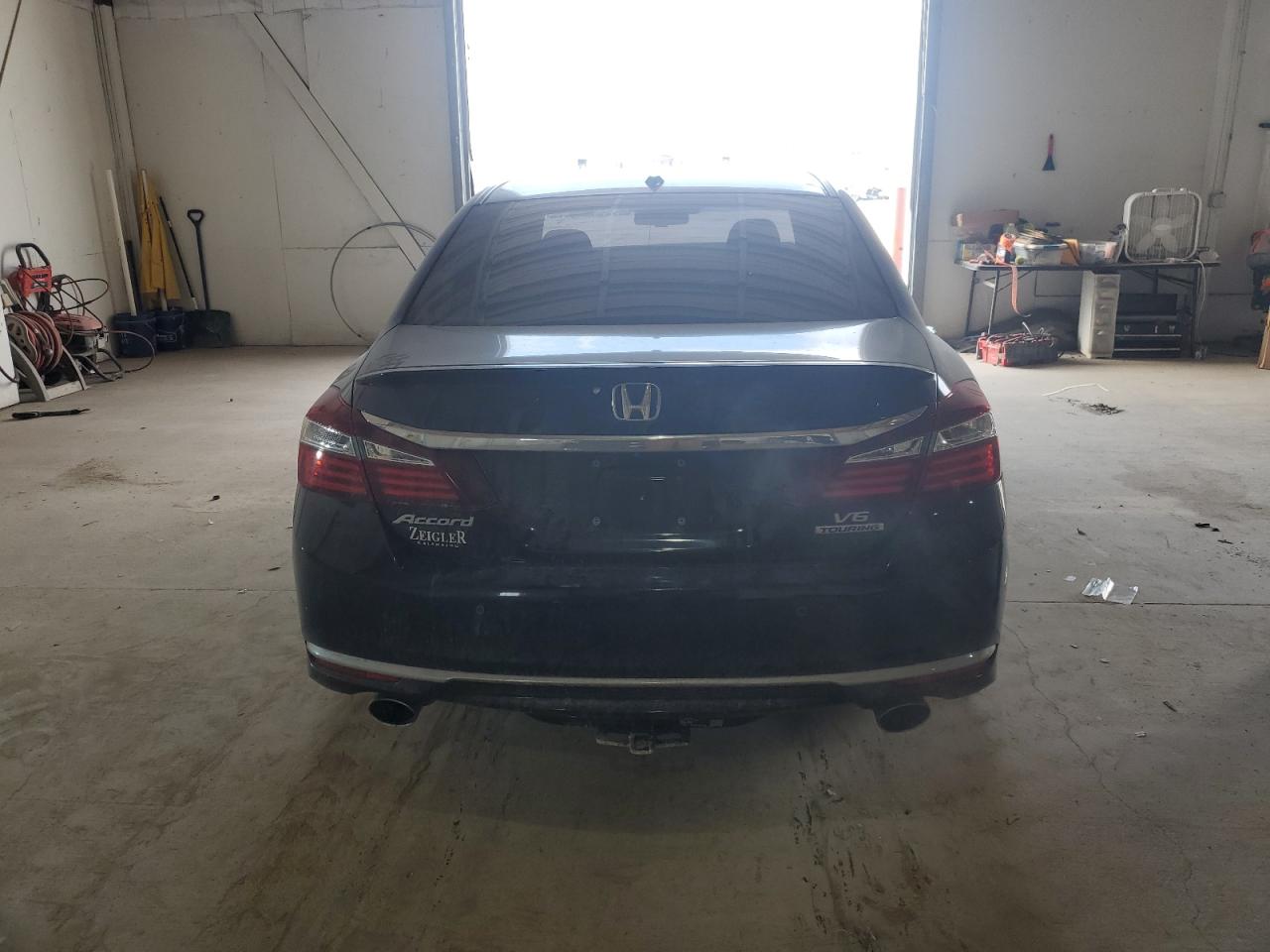 2016 Honda Accord - Image 6