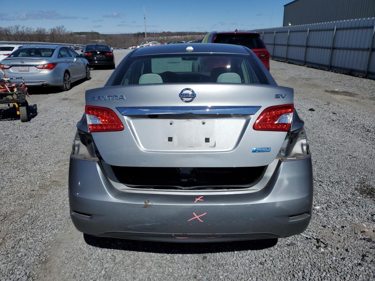 2013 Nissan Sentra - Image 6