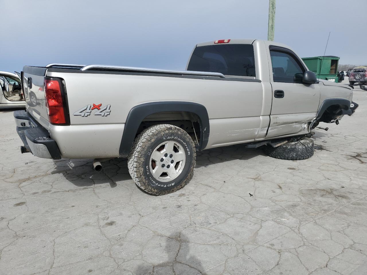 2006 Chevrolet Silverado - Image 3