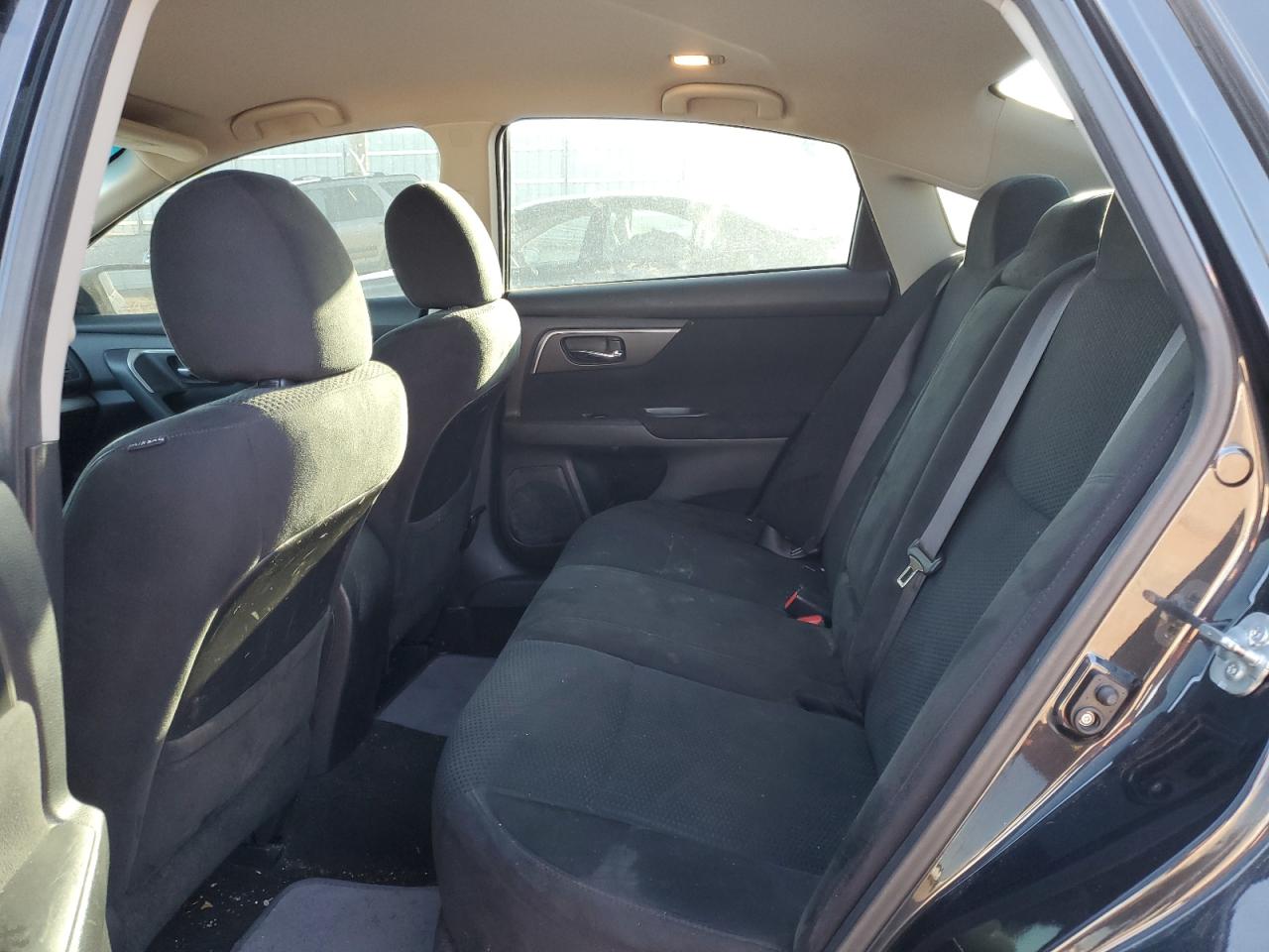 2015 Nissan Altima - Image 11