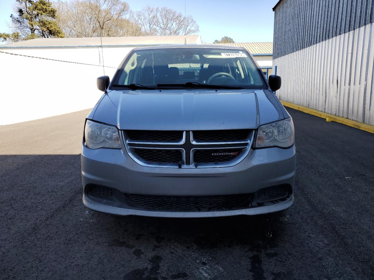 2019 Dodge Caravan - Image 5