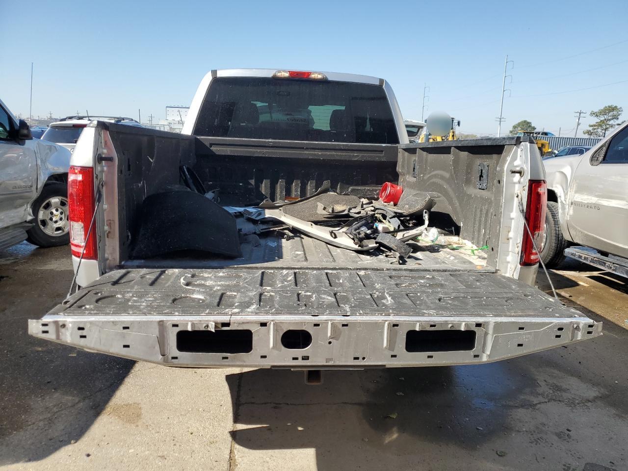 2015 Ford F-150 - Image 6