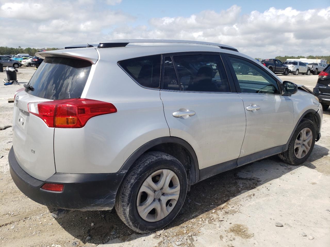 2013 Toyota RAV 4 - Image 3