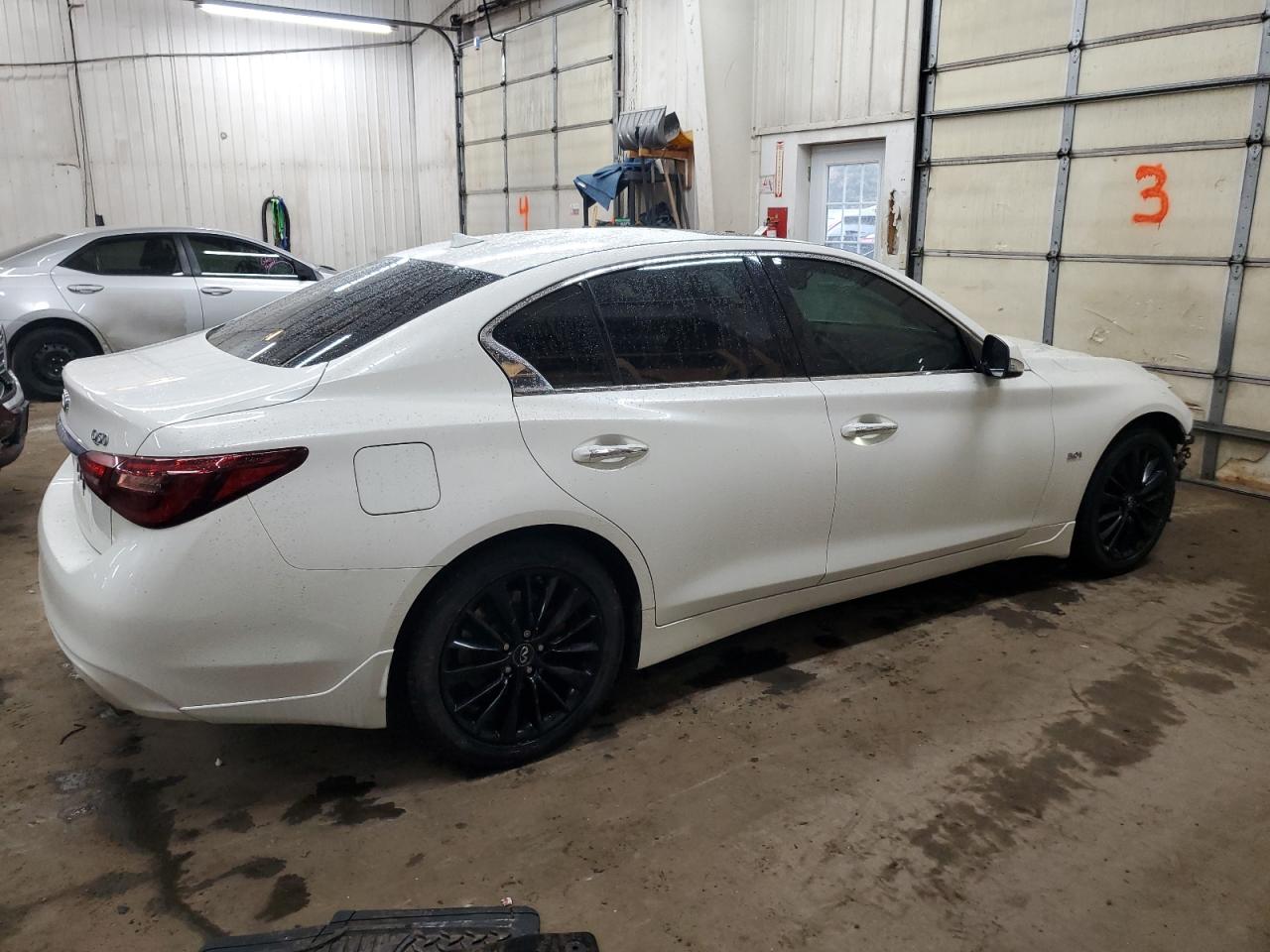 2018 Infiniti Q50 - Image 3