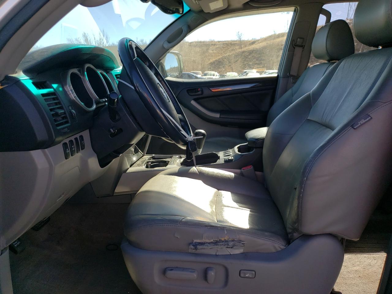 2005 Toyota 4Runner - Image 7
