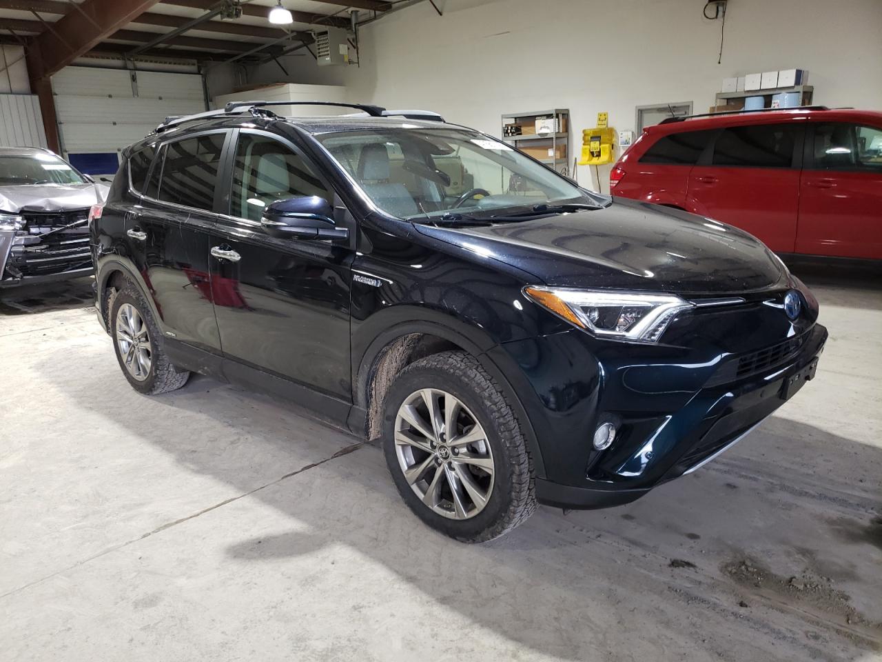 2017 Toyota RAV 4 - Image 4