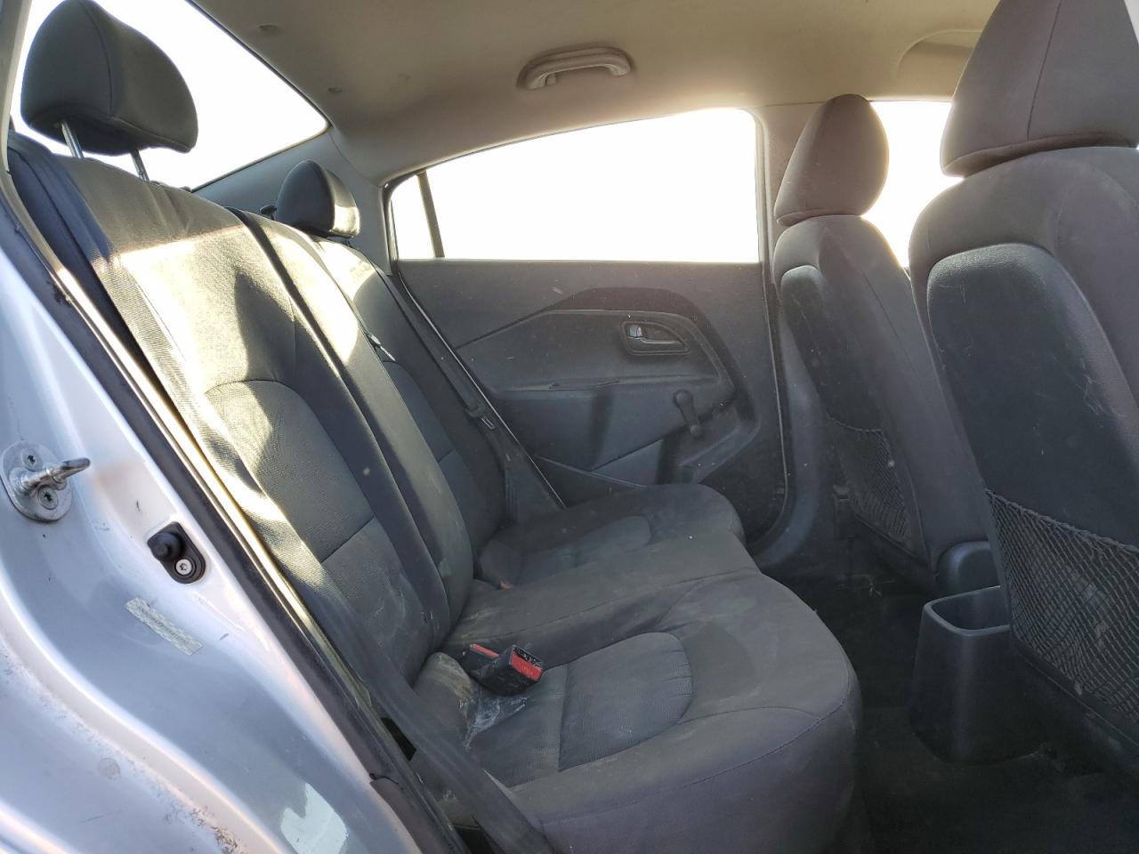 2014 Kia Rio - Image 10