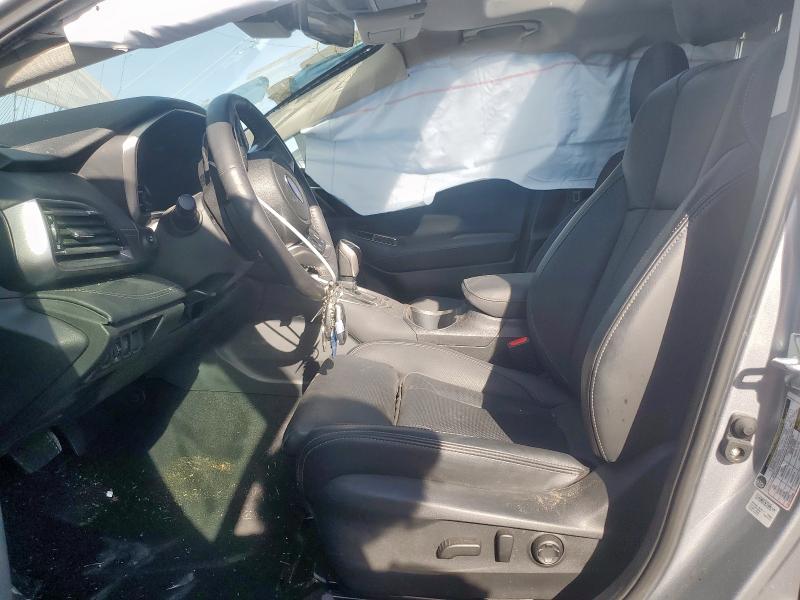 SUBARU OUTBACK 2024 Srebrny