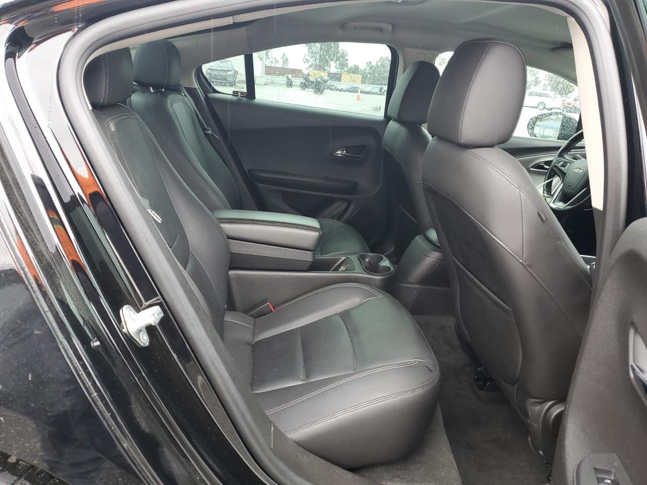 2013 Chevrolet Volt - Image 10