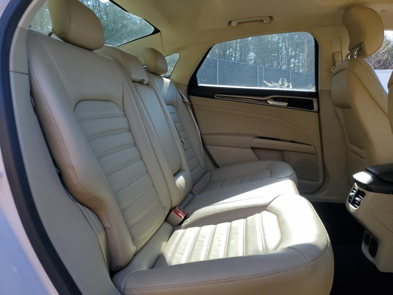 2013 Ford Fusion - Image 10