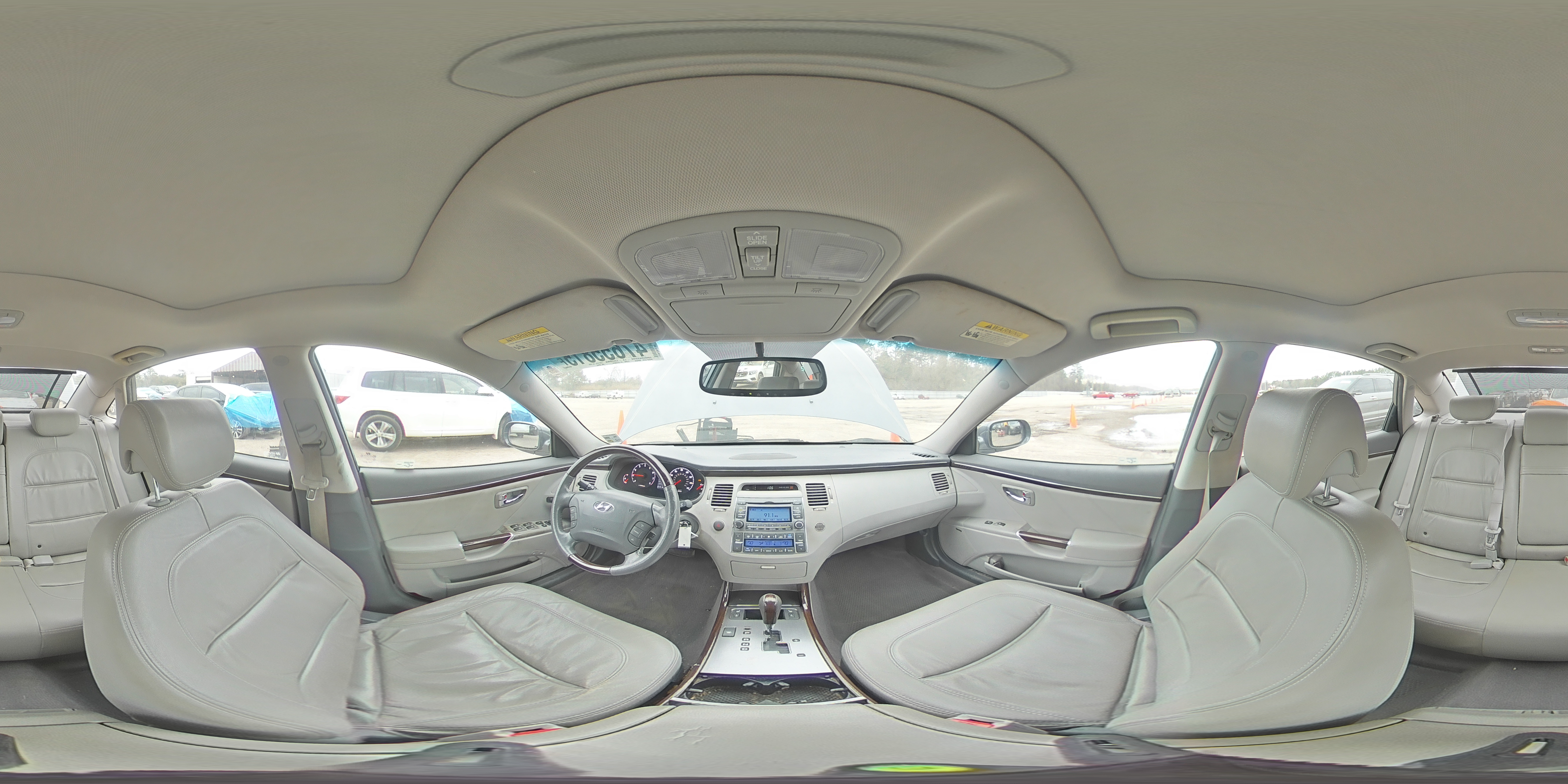 2011 Hyundai Azera - Image 12