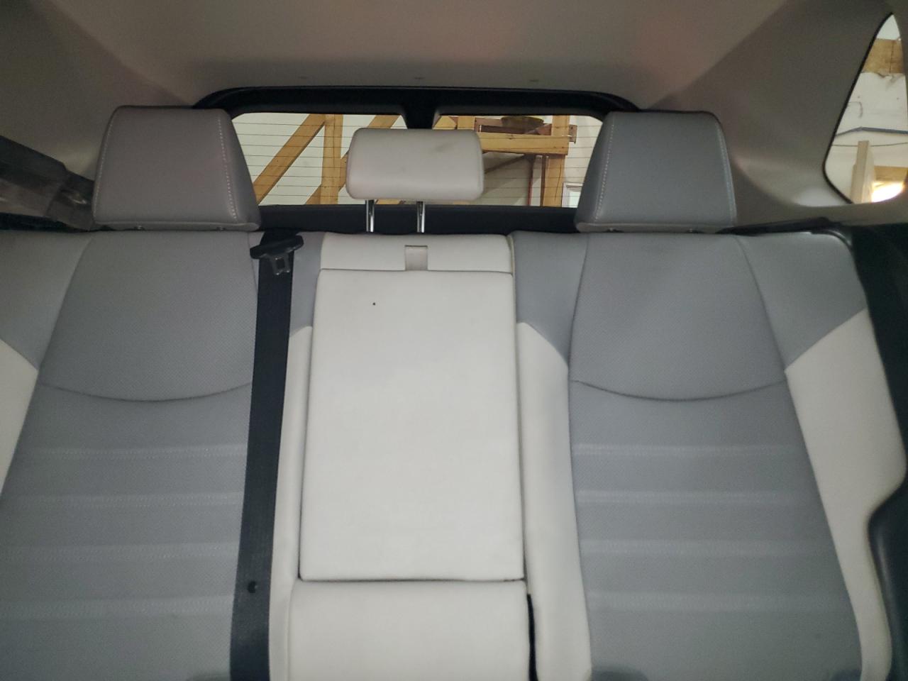 2020 Toyota RAV 4 - Image 10