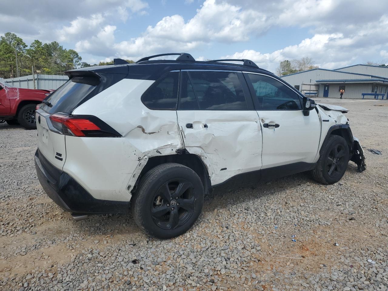2021 Toyota RAV 4 - Image 3