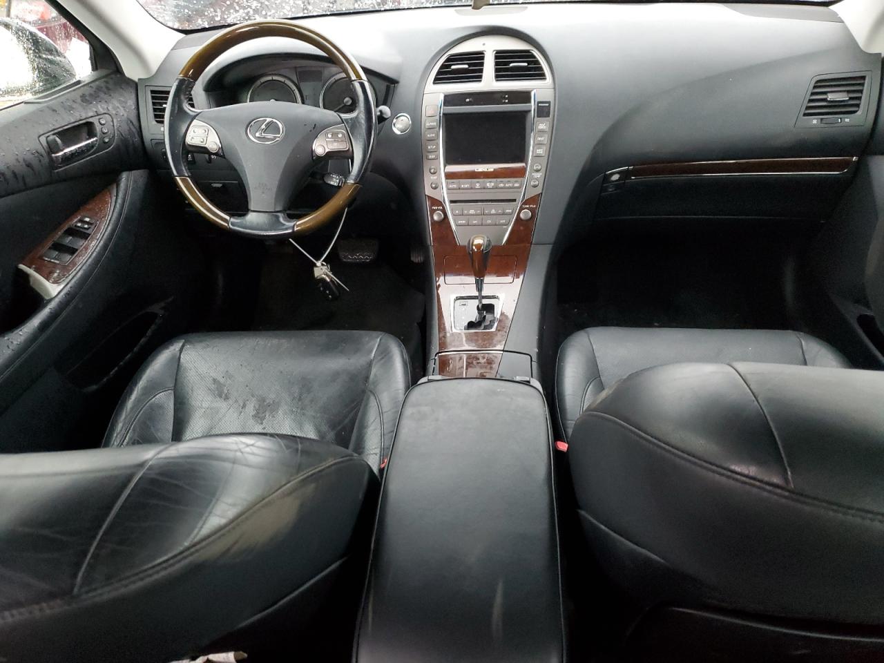 2010 Lexus ES - Image 8