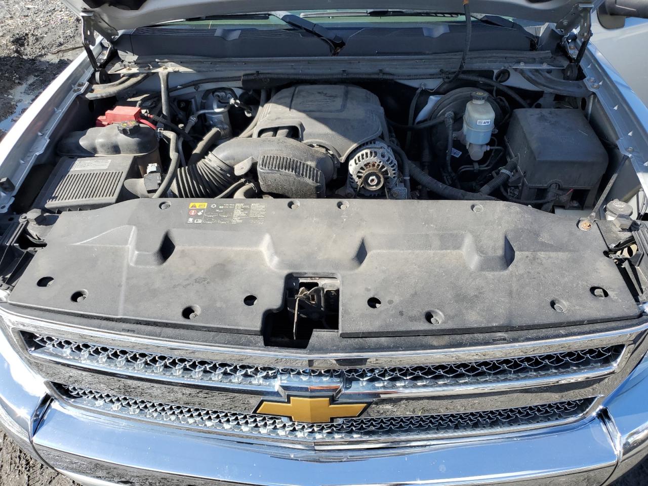 2012 Chevrolet Silverado - Image 11