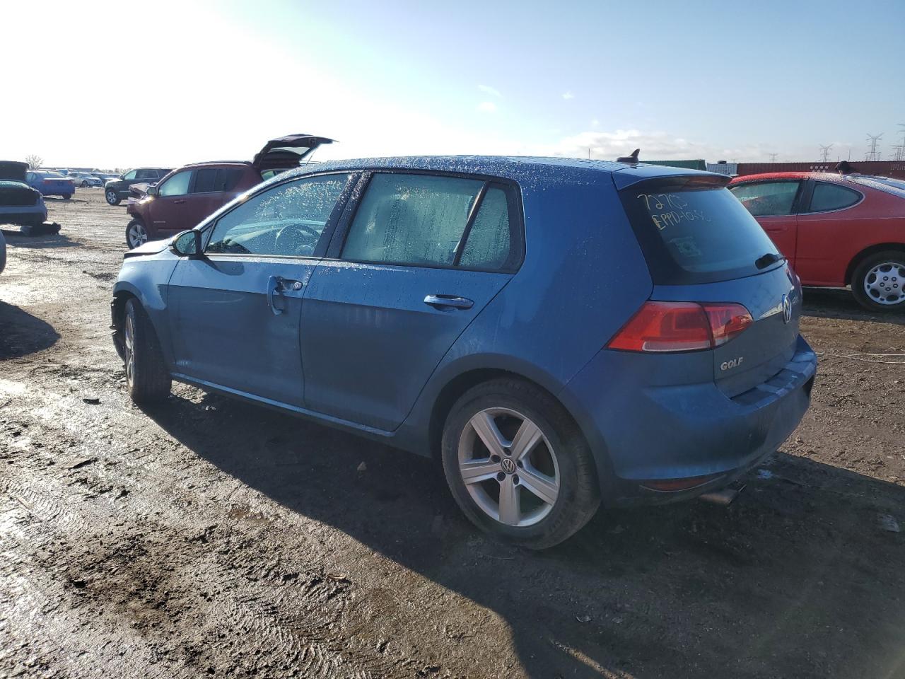 2017 Volkswagen Golf - Image 2