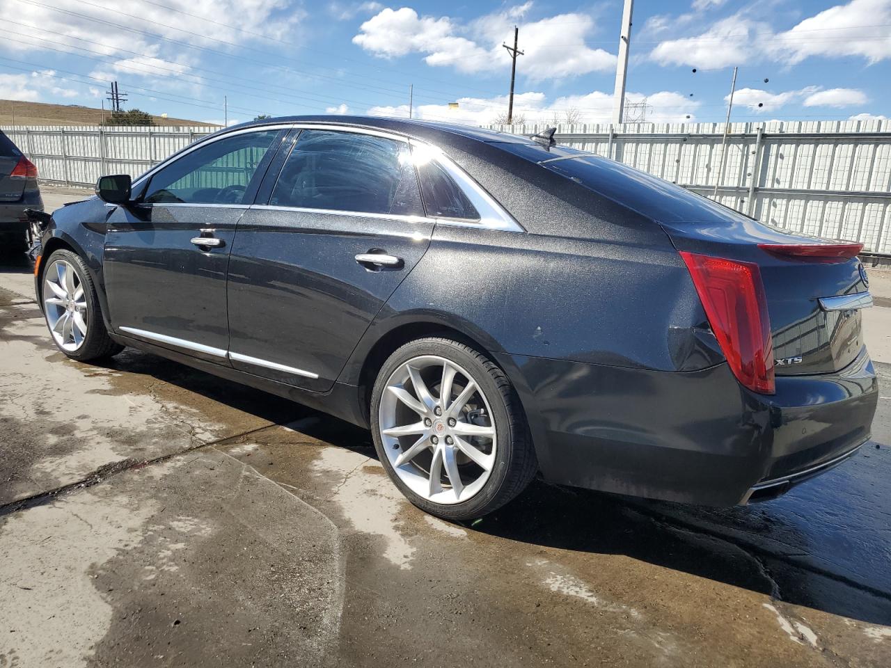 2013 Cadillac XTS - Image 2