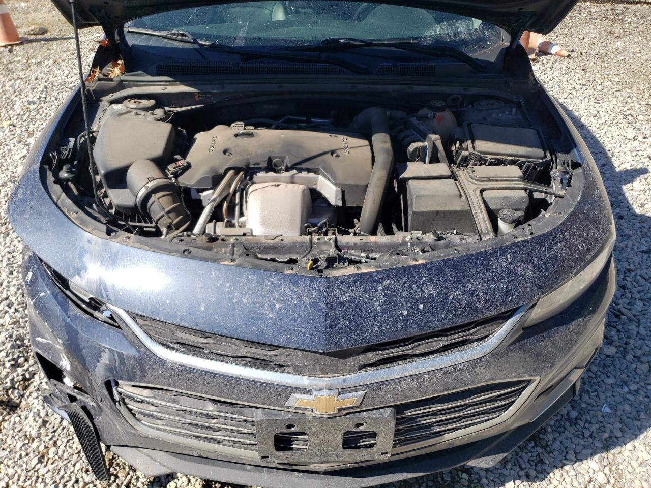 2016 Chevrolet Malibu - Image 11