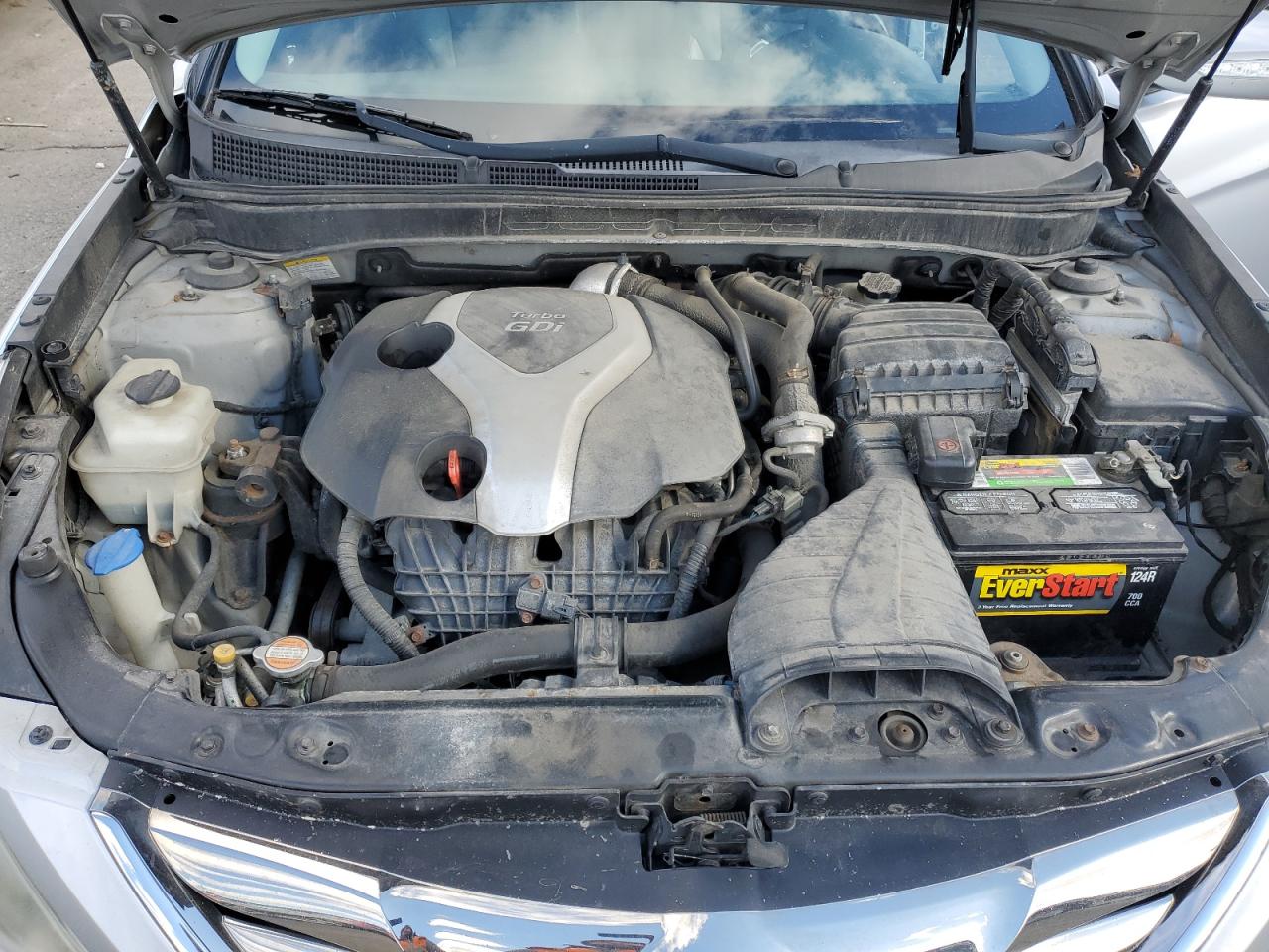 2012 Hyundai Sonata - Image 11
