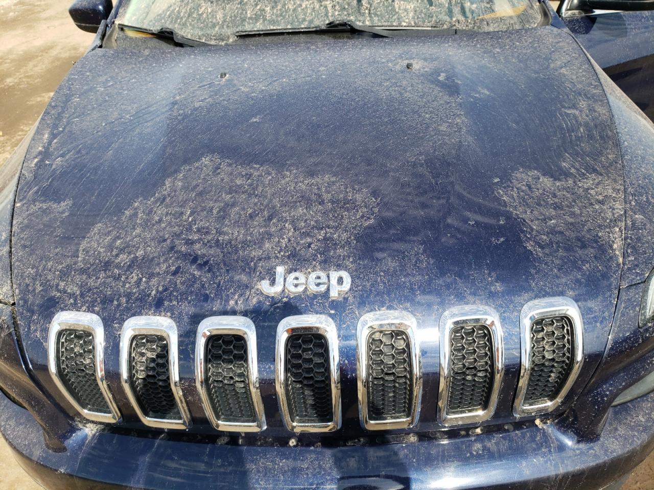 2015 Jeep Grand Cherokee - Image 12