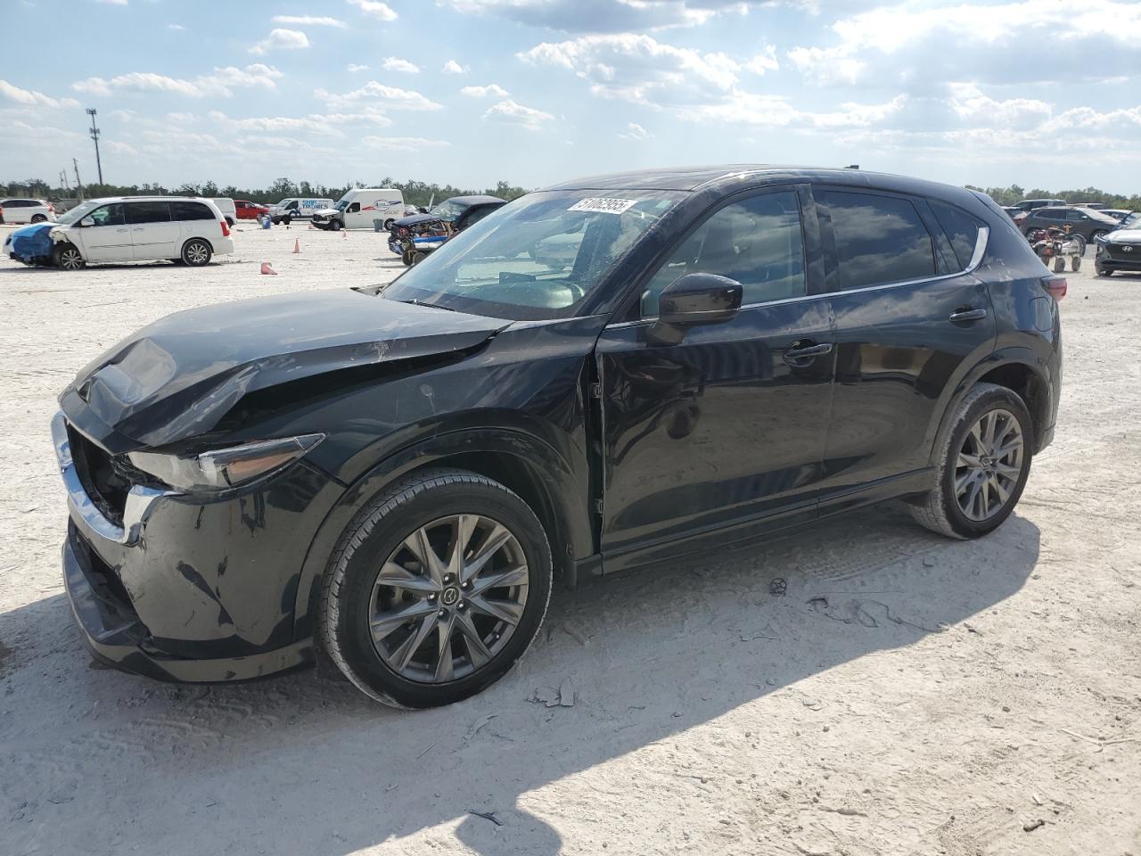 2024 Mazda Cx-5 Premium for Sale in Arcadia, FL - Front End