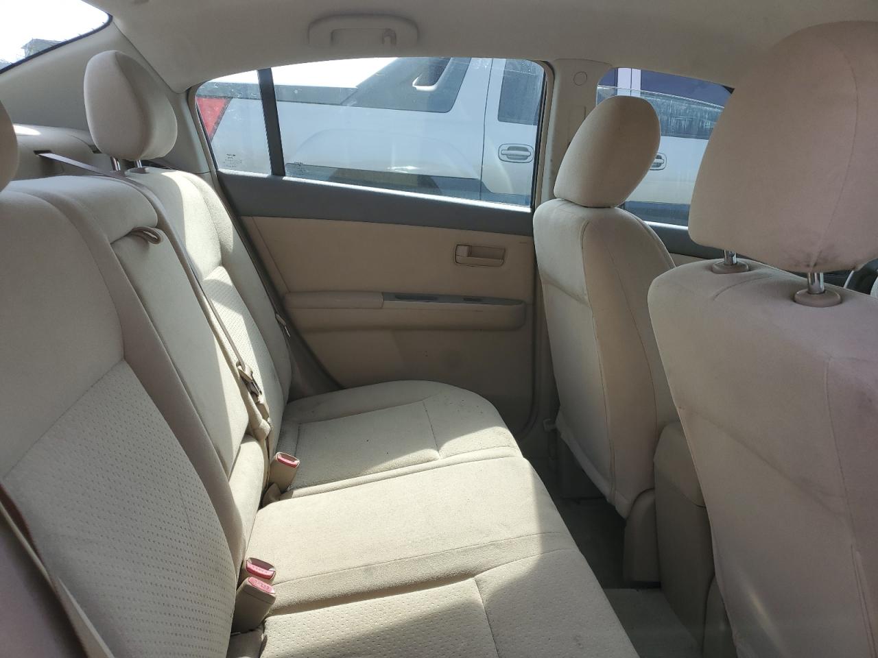 2009 Nissan Sentra - Image 10