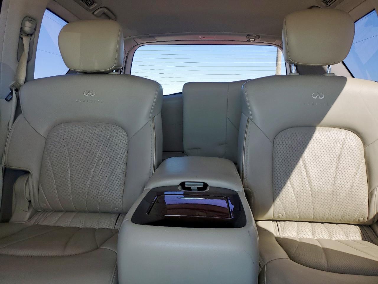 2012 Infiniti QX56 - Image 10