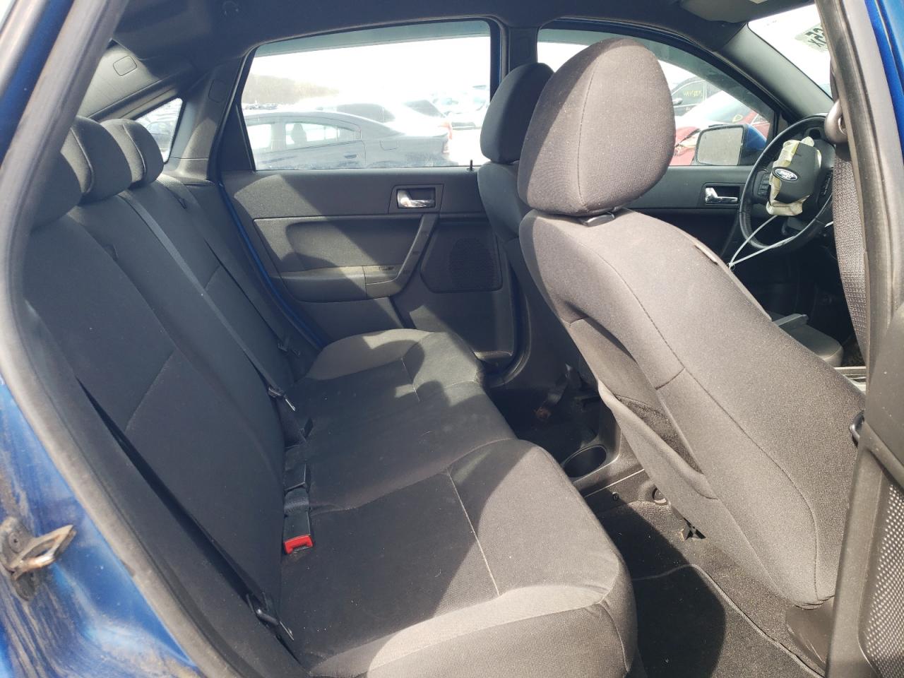 2011 Ford Focus - Image 10