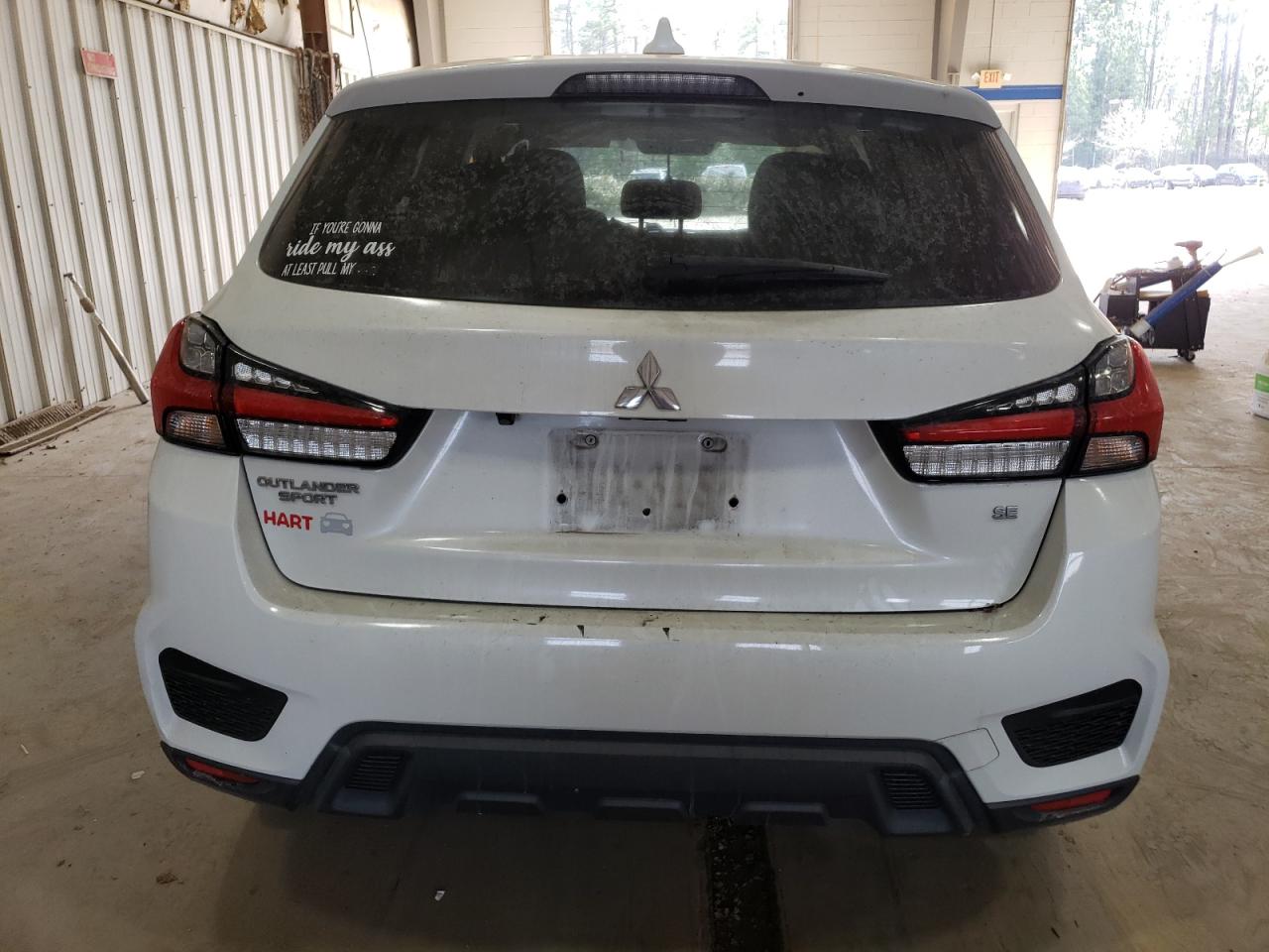 2020 Mitsubishi Outlander - Image 6