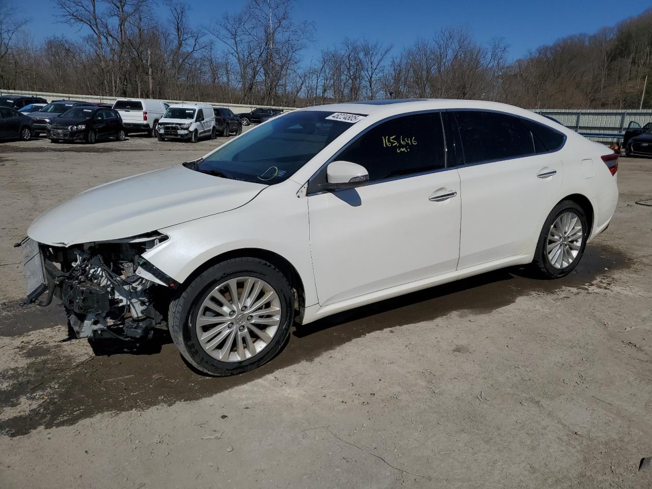 2015 Toyota Avalon - Image 1