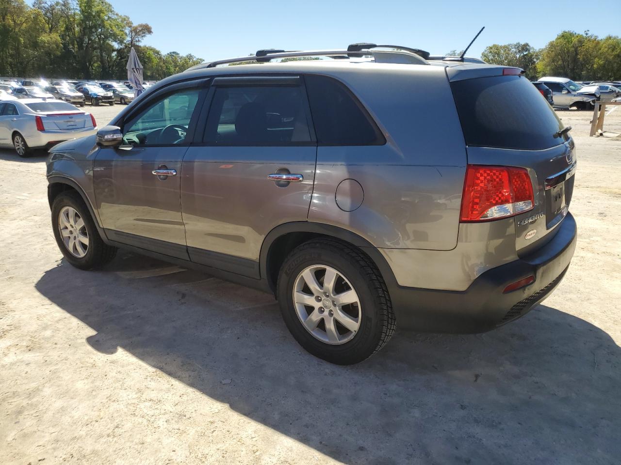 2012 Kia Sorento - Image 2