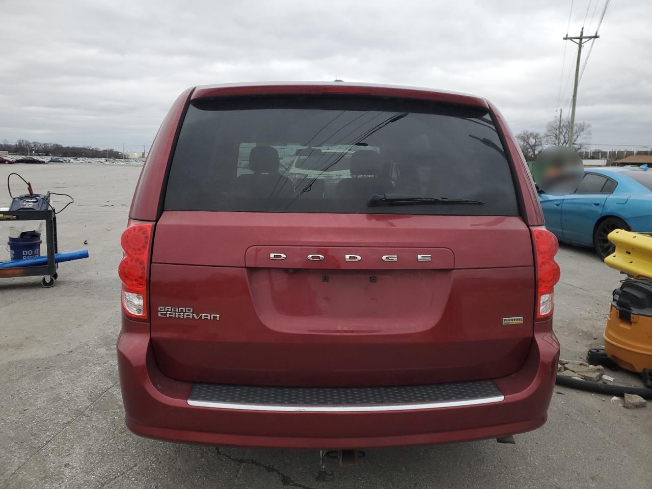 2016 Dodge Caravan - Image 6