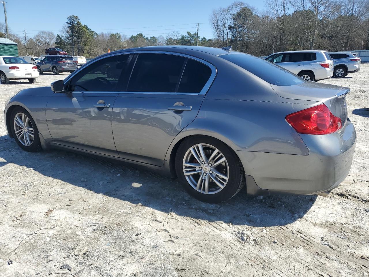 2011 Infiniti G - Image 2