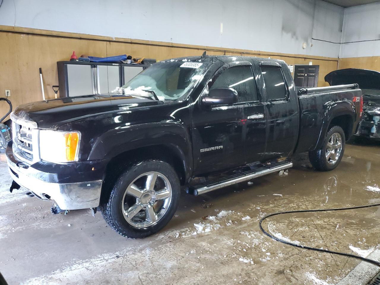 2010 GMC Sierra - Image 1