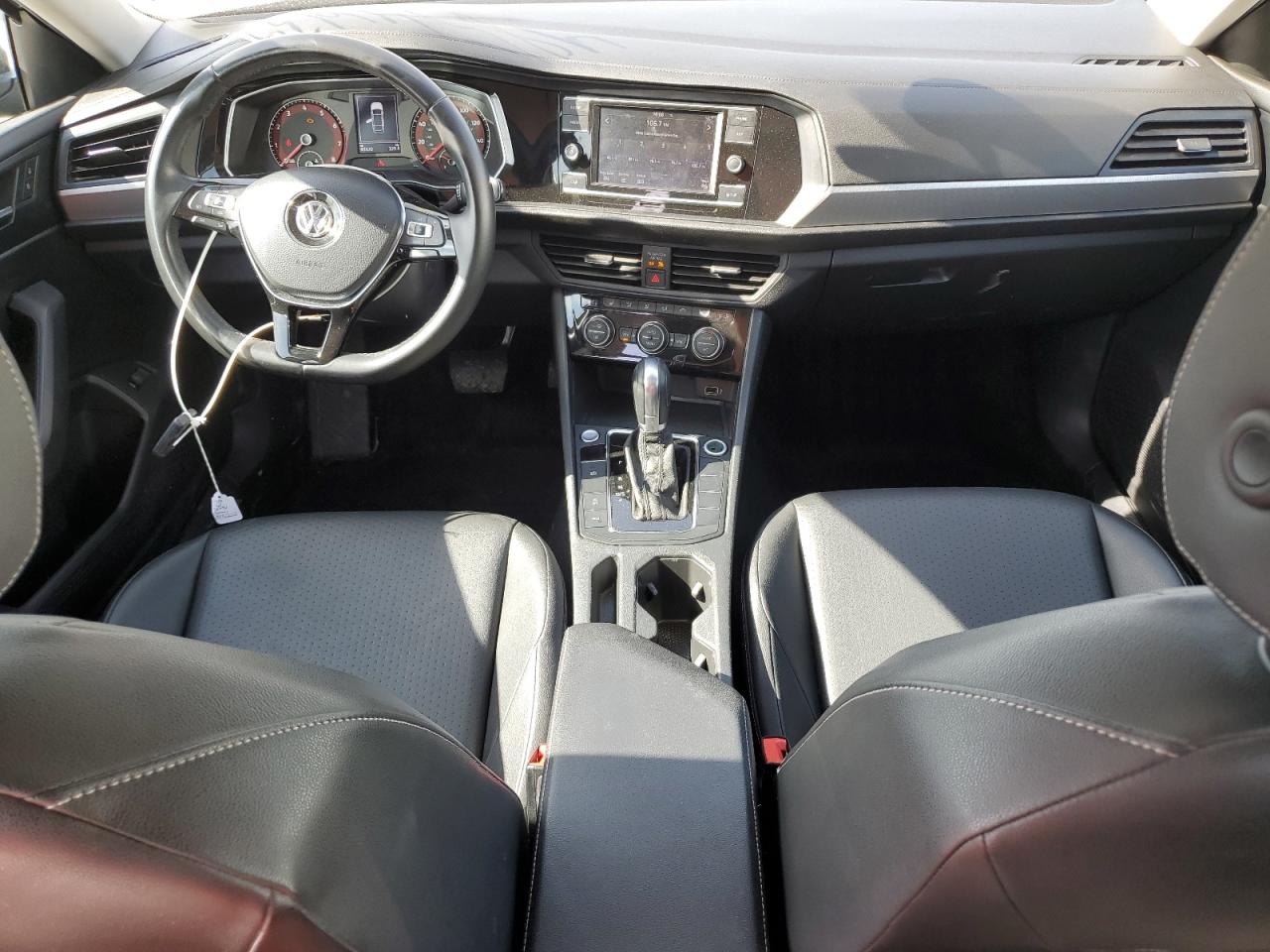 2019 Volkswagen Jetta - Image 8